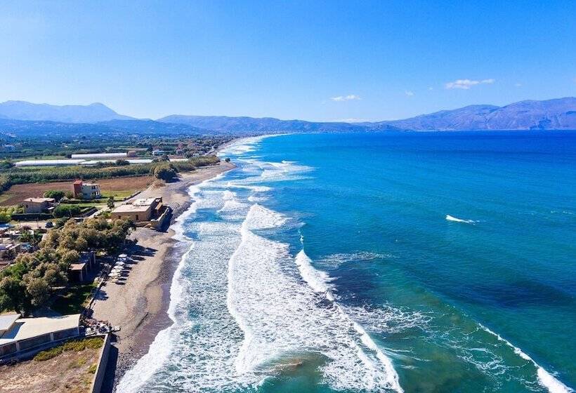 هتل Azure Beach