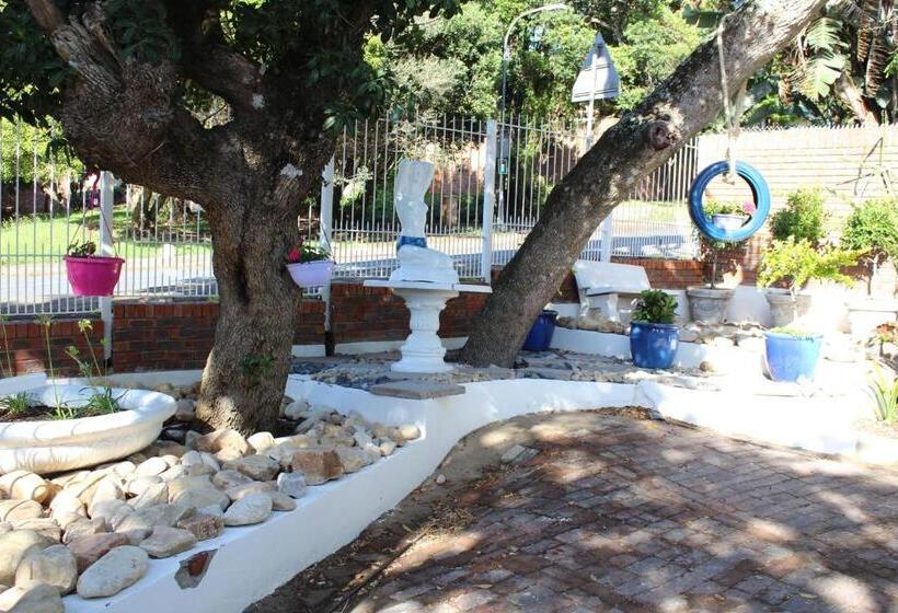 هتل Blue S Guest House