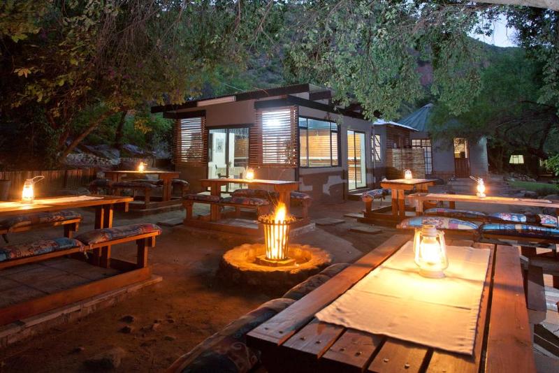 هتل Cango Retreat
