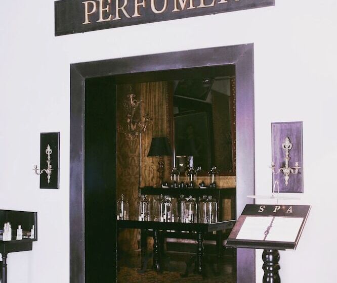 هتل Coqui Coqui La Perfumeria   Valladolid   The Only One Suite Collection