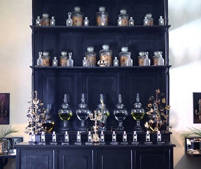 هتل Coqui Coqui La Perfumeria   Valladolid   The Only One Suite Collection