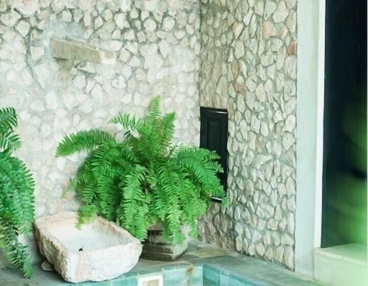 هتل Coqui Coqui La Perfumeria   Valladolid   The Only One Suite Collection