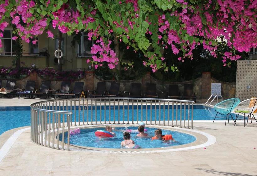 בית מלון כפרי Erkaptan Apart