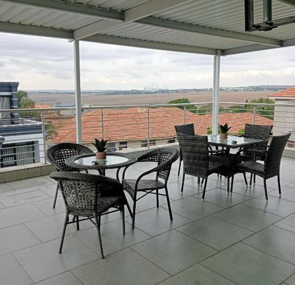 酒店 Estoby Executive Guest House