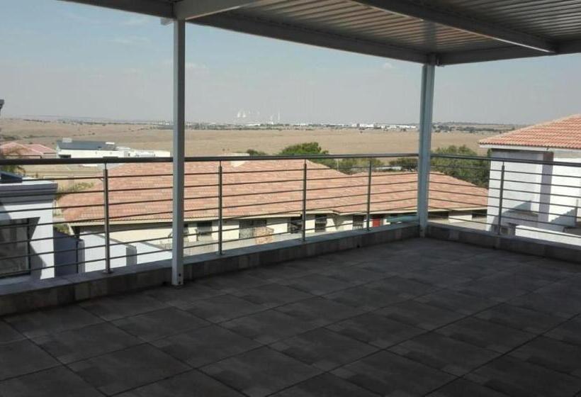 酒店 Estoby Executive Guest House