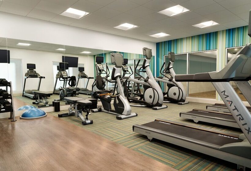 هتل Holiday Inn Express & Suites Allen Park, An Ihg