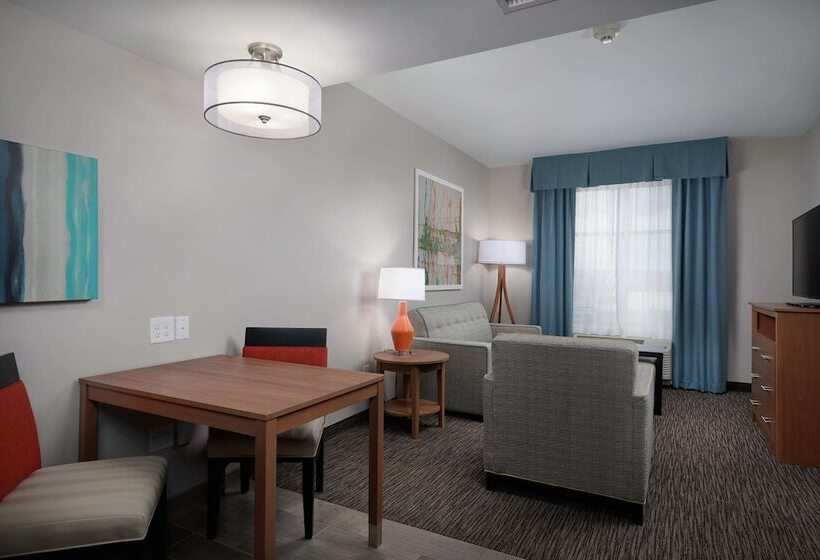هتل Homewood Suites By Hilton Cincinnati Midtown, Oh