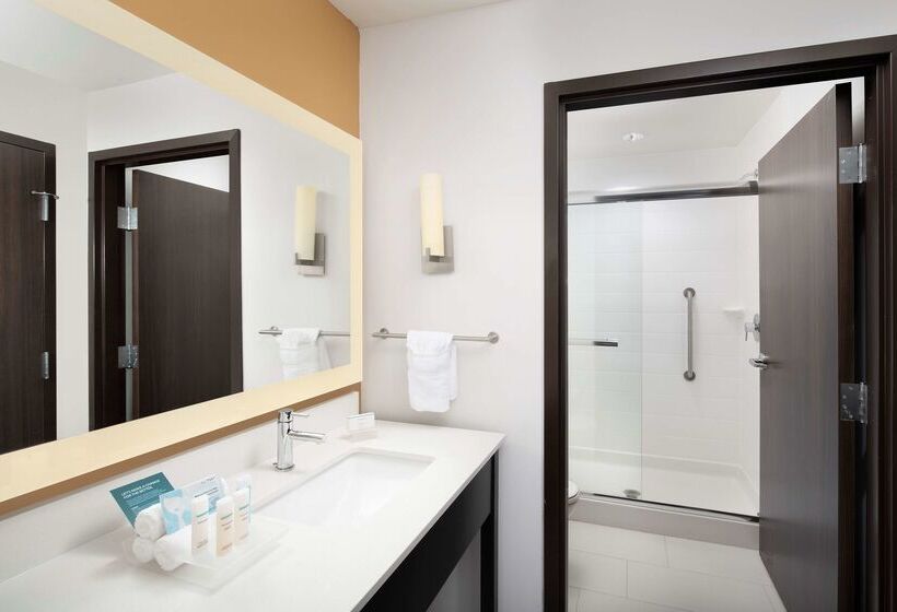 هتل Homewood Suites By Hilton Kansas City Speedway