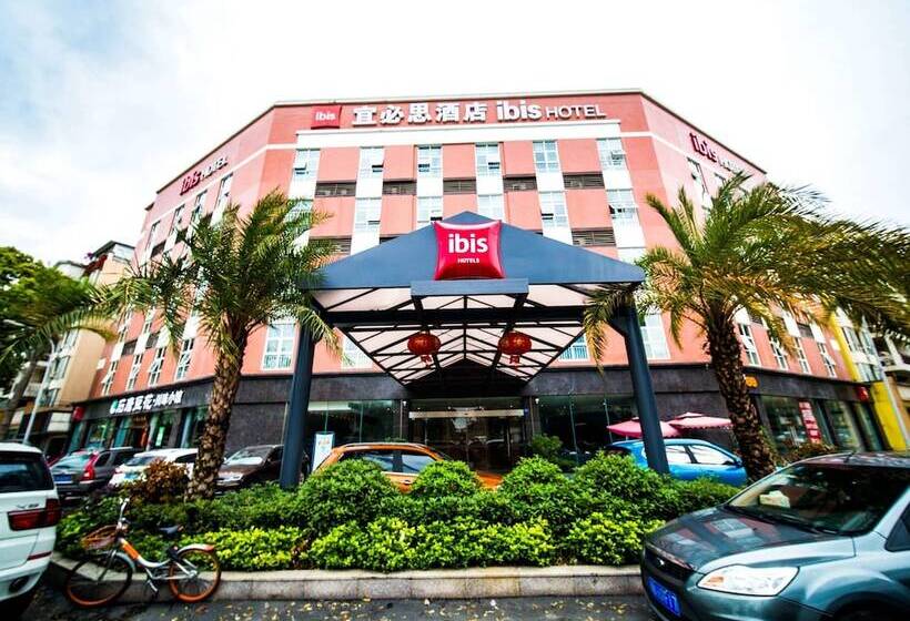هتل Ibis Chengdu Meizhou Center
