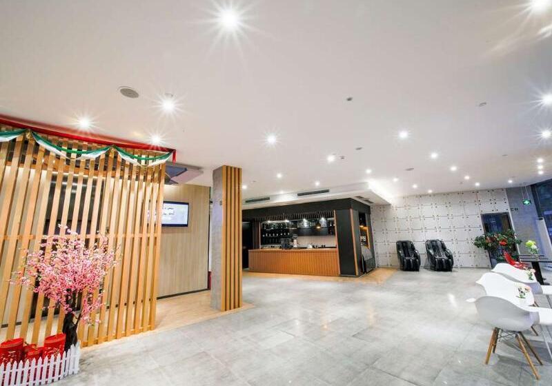 هتل Ibis Chengdu Meizhou Center