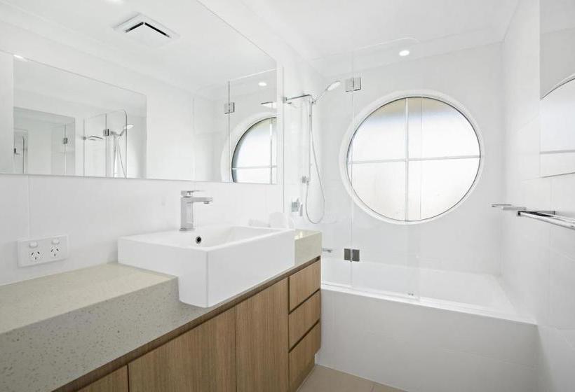 فندق Kirra Palms Holiday Apartments