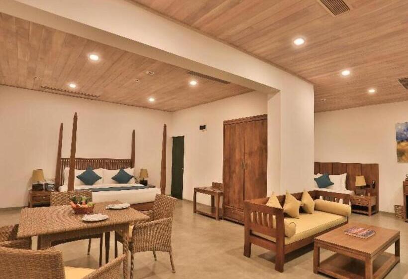 هتل Regenta Arie Lagoon Negombo
