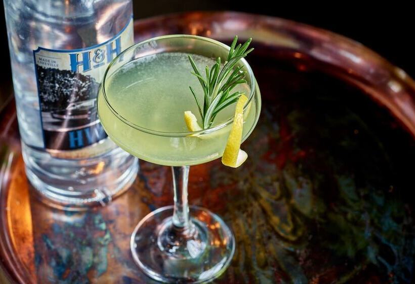 The Foundry Hotel Asheville, Curio Collection By Hilton