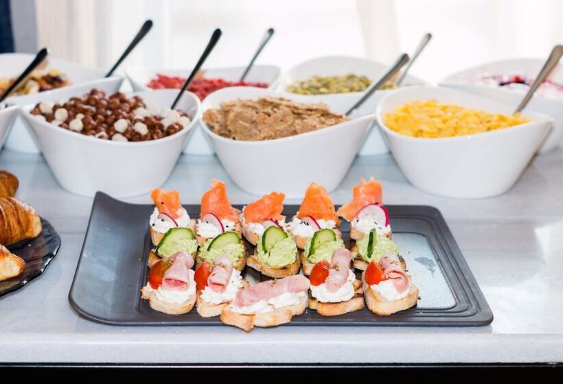 هتل Venis Boutique