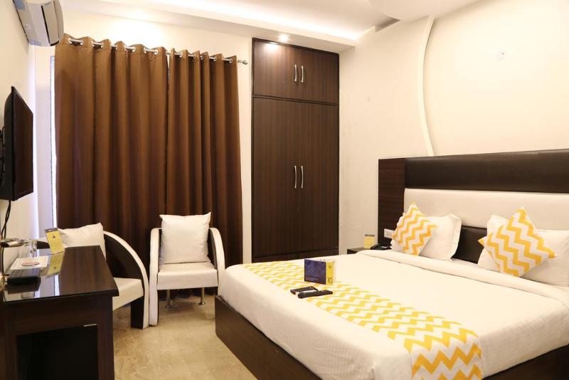 Fabhotel Daffodils Ii