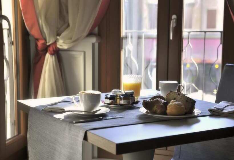 Fotos del hotel Al Theatro Palace:  2