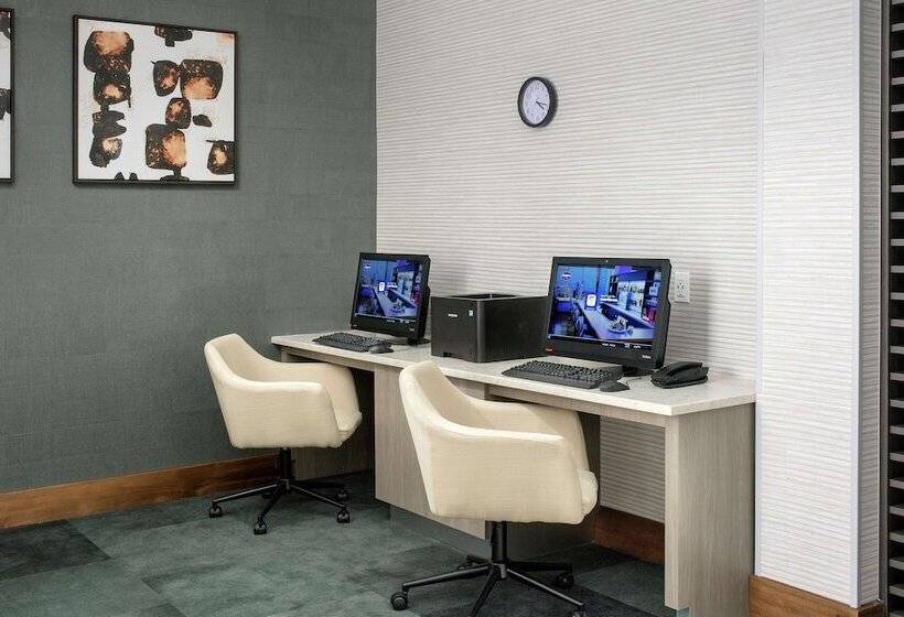 فندق Hampton Inn Marathon   Florida Keys