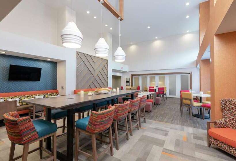 هتل Hampton Inn & Suites Xenia Dayton