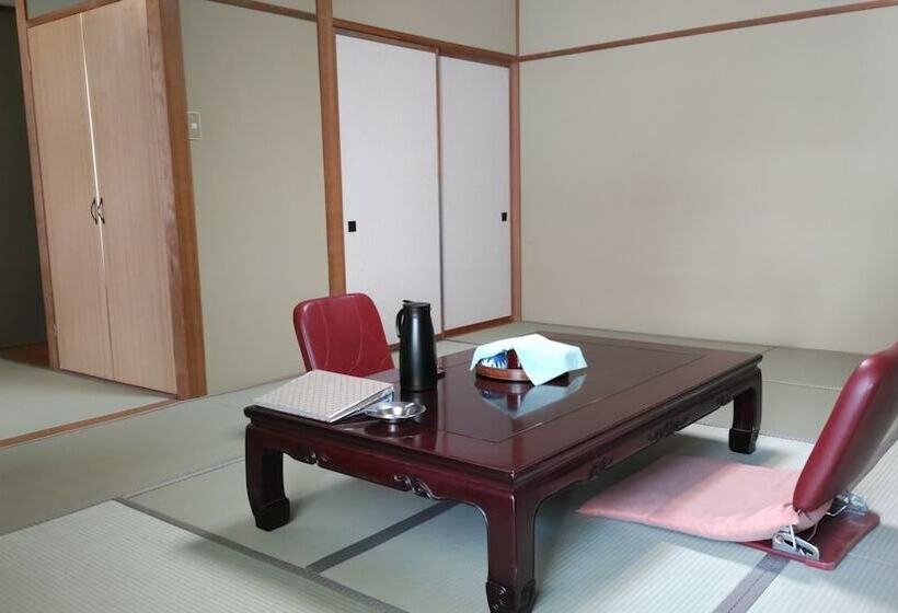 בית מלון כפרי Hitou Hanabun