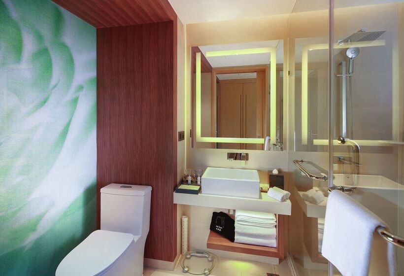 فندق Hilton Garden Inn Qidong