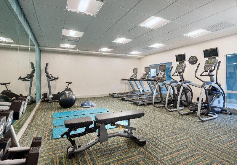 فندق Holiday Inn Express & Suites Salem North   Keizer, An Ihg