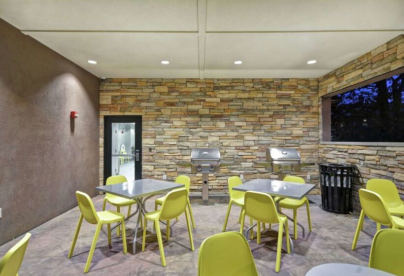 هتل Home2 Suites By Hilton Carbondale