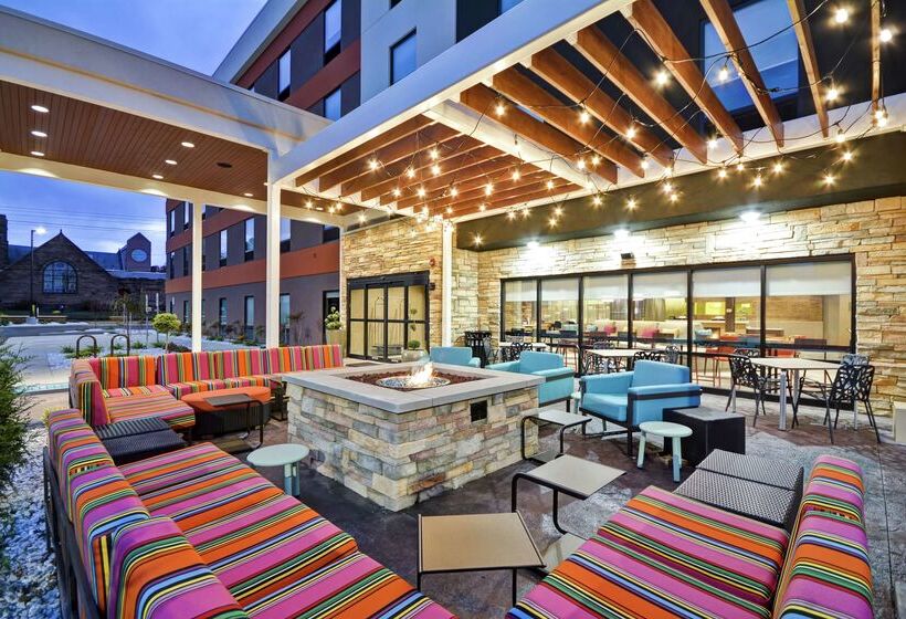 هتل Home2 Suites By Hilton Carbondale