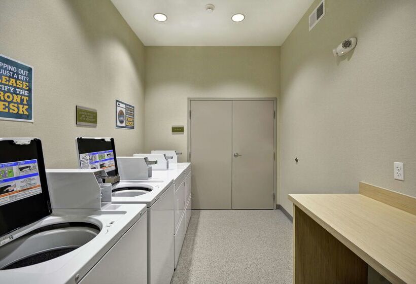 هتل Home2 Suites By Hilton Carbondale