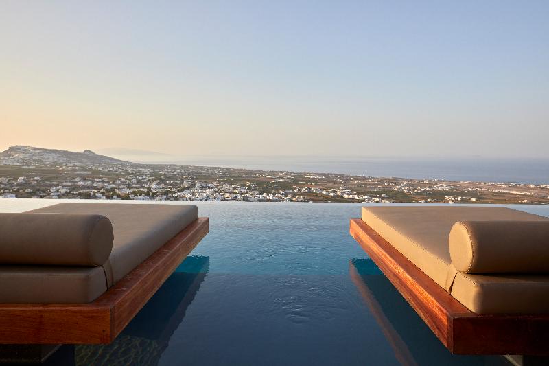 هتل North Santorini  A Luxury Spa