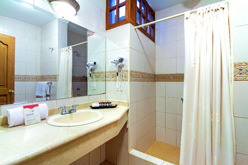 هتل Rincon De Puembo; Bw Signature Collection