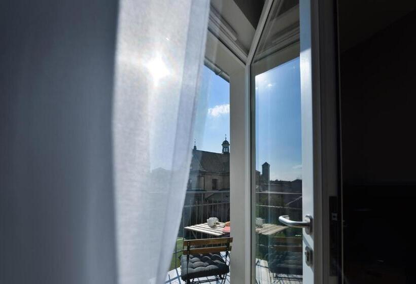 Fotos del hotel Stradonia Serviced Apartments:  29