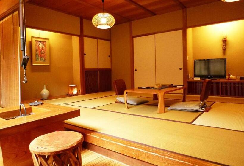 هتل Sumiyosiya Ryokan