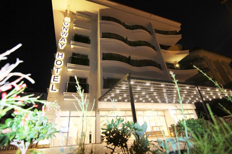 هتل Sunway Club