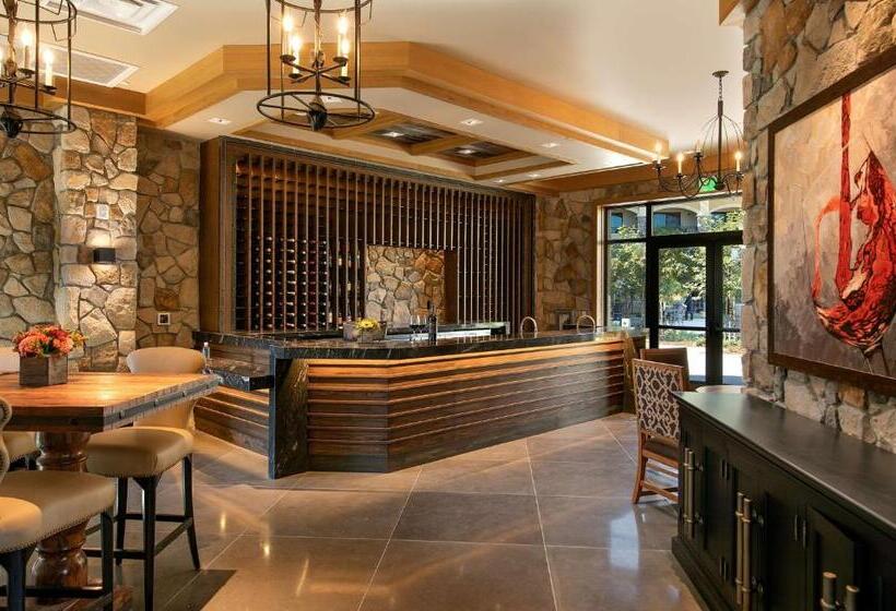 هتل Grand Reserve At The Meritage