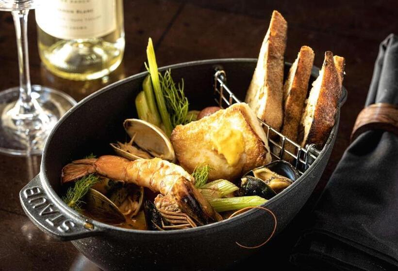 هتل Grand Reserve At The Meritage