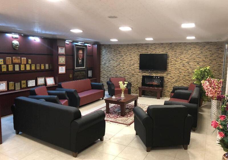 هتل Zarha Mountain Resort