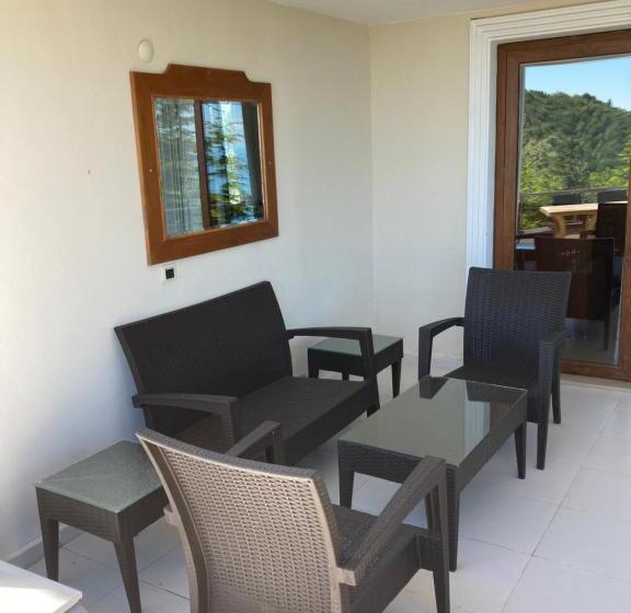 هتل Zarha Mountain Resort