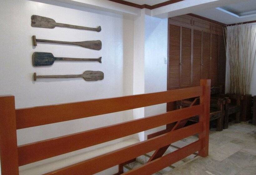 בית מלון כפרי Abozza Resort