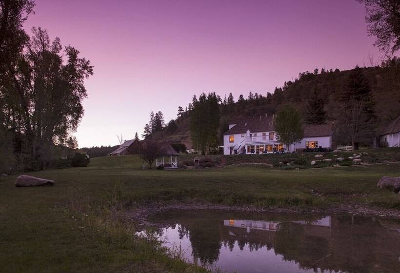 酒店 Antlers On The Creek Bed & Breakfast