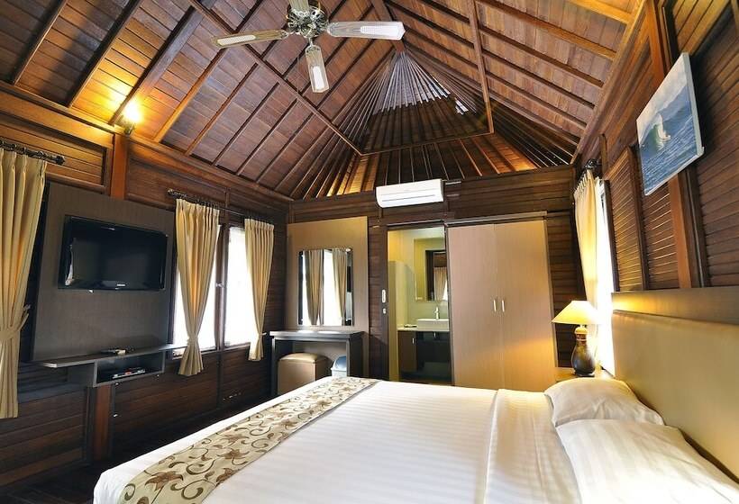 هتل Balangan Surf Resort