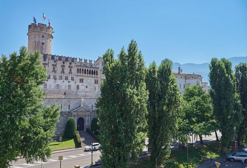 هتل B&b La Loggia Del Castello