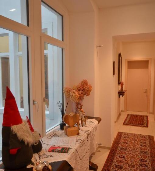 هتل B&b La Loggia Del Castello