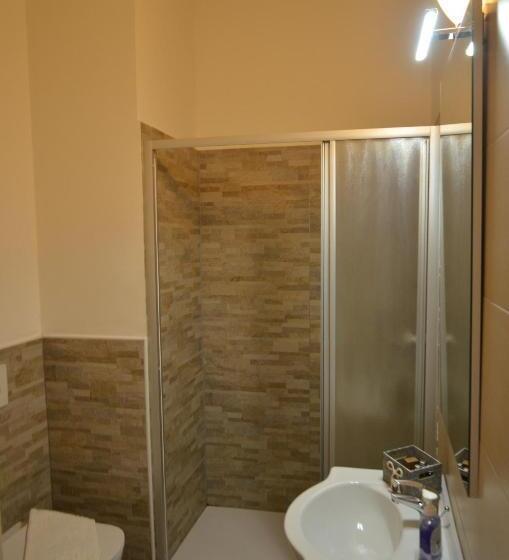 هتل B&b La Loggia Del Castello