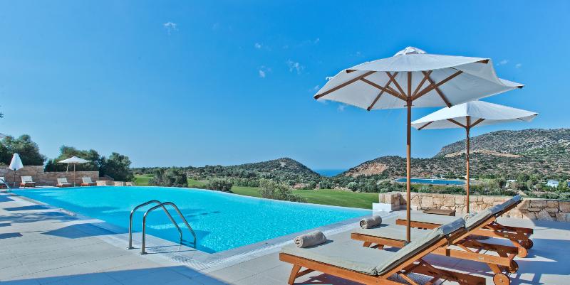 هتل Crete Golf Club