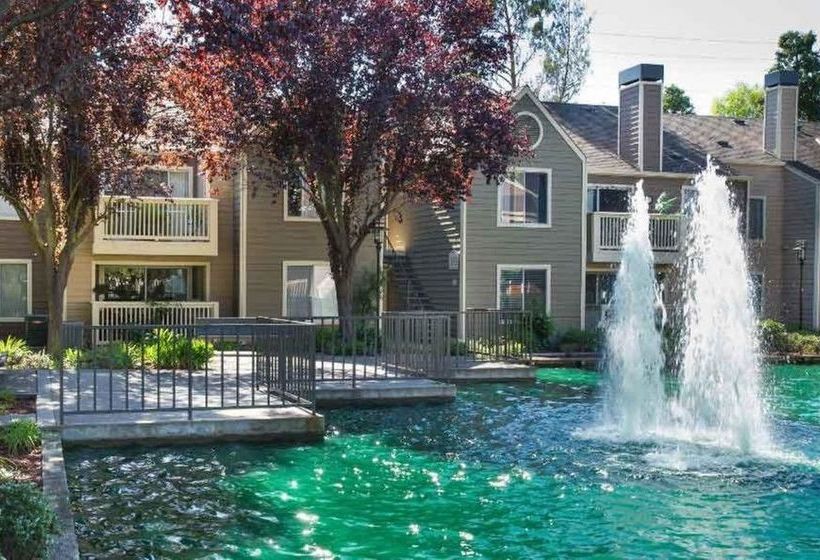 בית מלון כפרי Global Luxury Suites In The Heart Of San Ramon