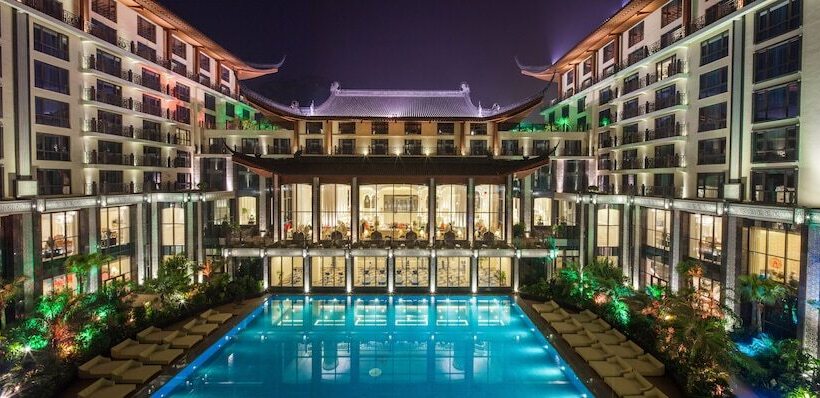 هتل Grand Bravo Guilin