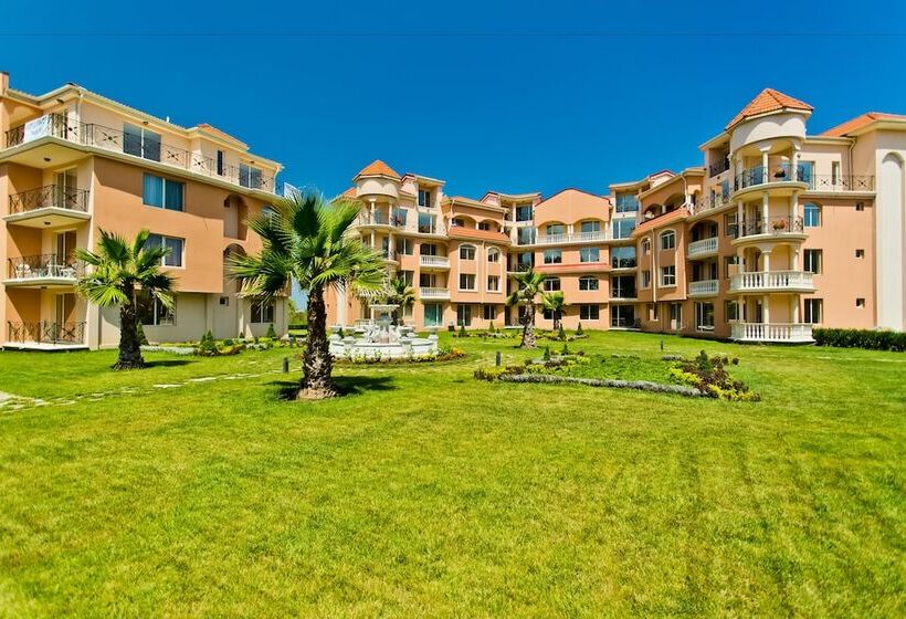 هتل Hacienda Beach Resort