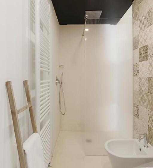 هتل Hydria Rooms