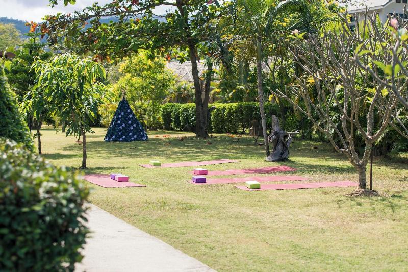 هتل Maya Resort Samui   Family Resort Sha Plus Extra
