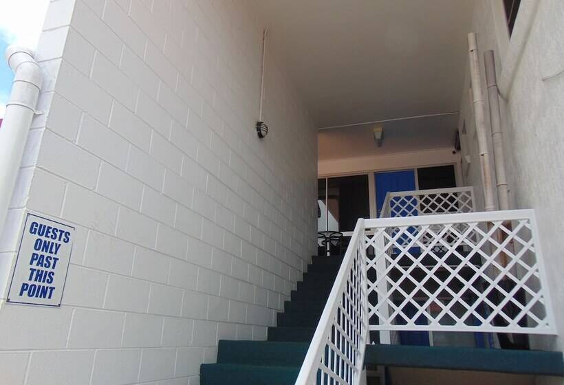 هتل Rockhampton Court Motor Inn